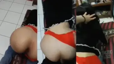 Ngewe Bareng Cewek Panggilan Memek Rapet Basah poster