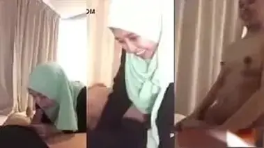 Skandal Bokep Guru Madrasah SD Jatim Indo Panas Brutal Streaming poster